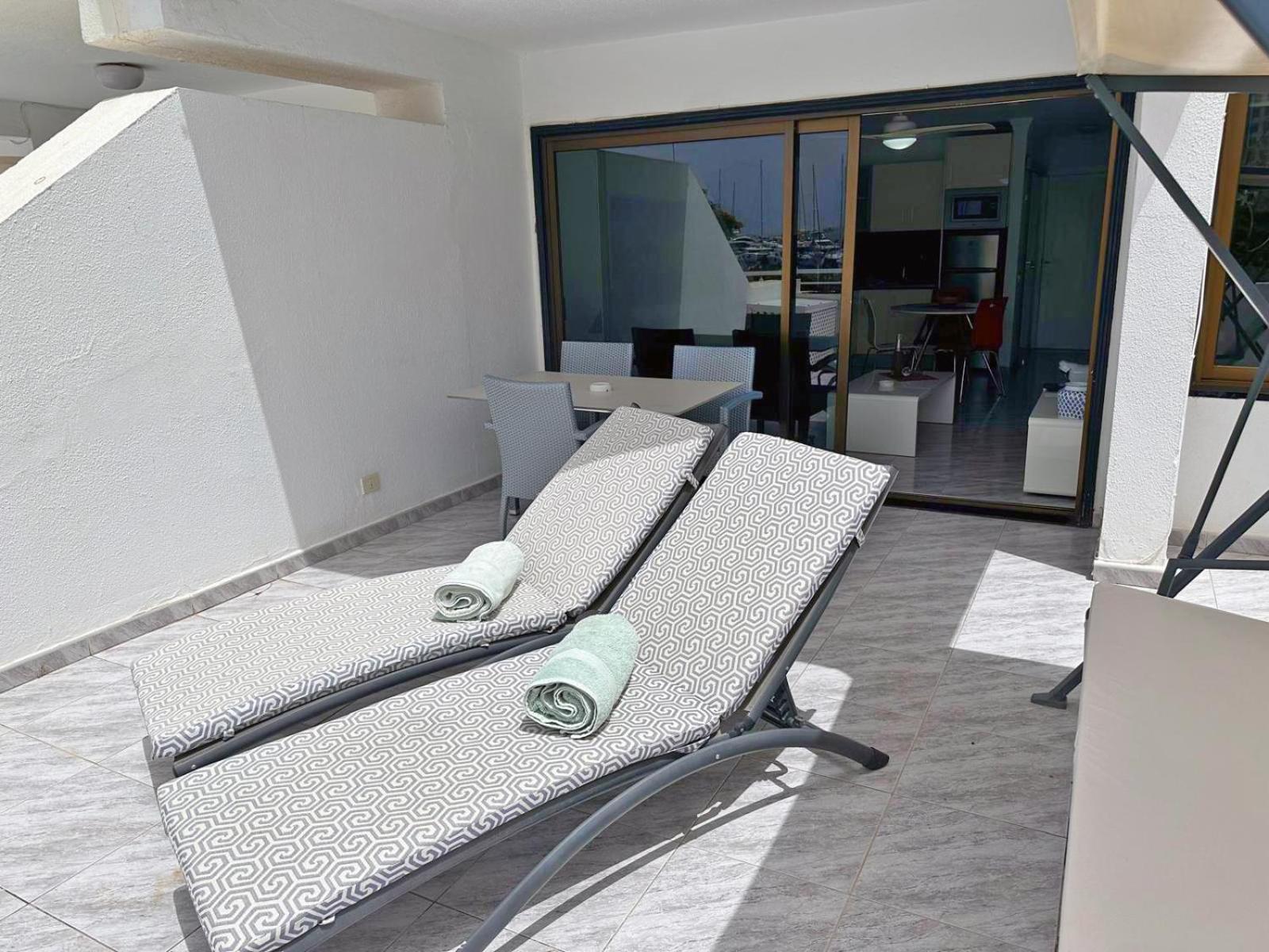 Apartamentos Portonovo Пуерто Рико Екстериор снимка