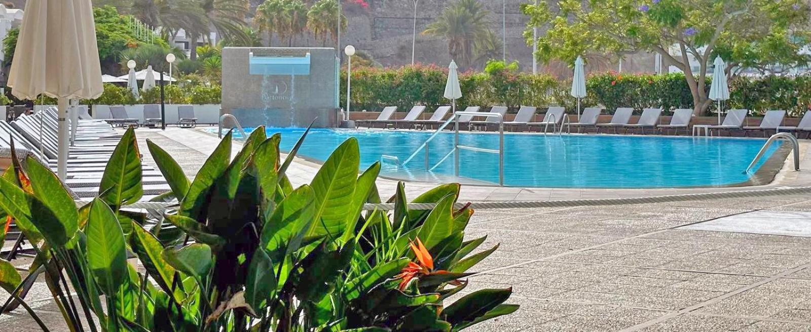 Apartamentos Portonovo Пуерто Рико Екстериор снимка