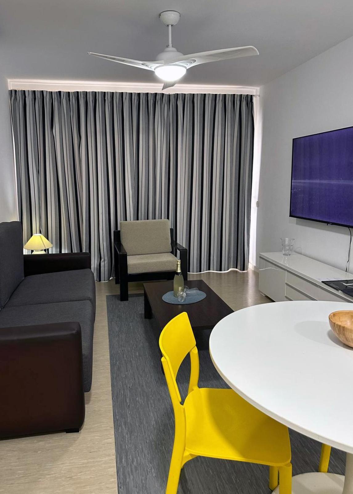 Apartamentos Portonovo Пуерто Рико Екстериор снимка