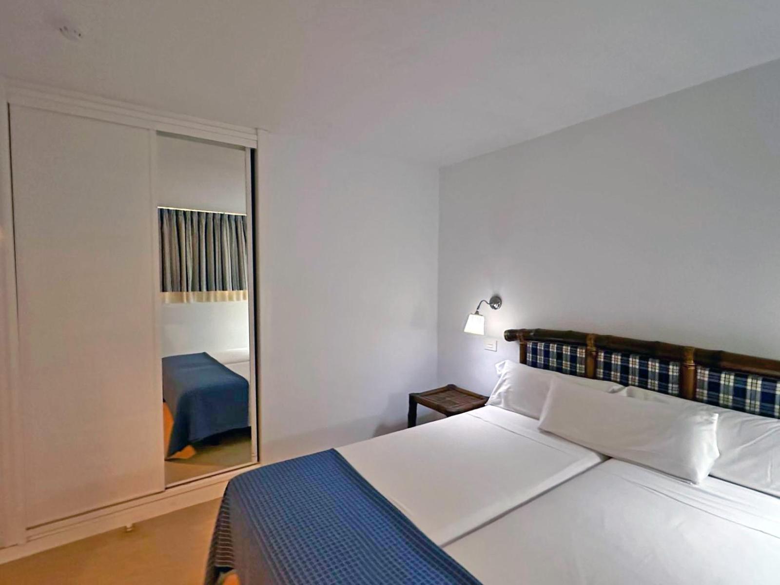 Apartamentos Portonovo Пуерто Рико Екстериор снимка