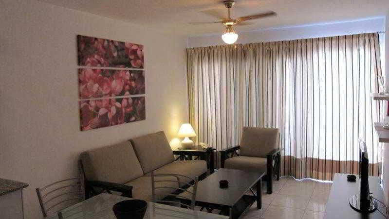 Apartamentos Portonovo Пуерто Рико Екстериор снимка